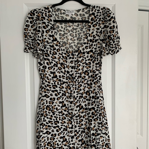 NWOT XIX Palms mini Léopard dress. - Picture 6 of 7